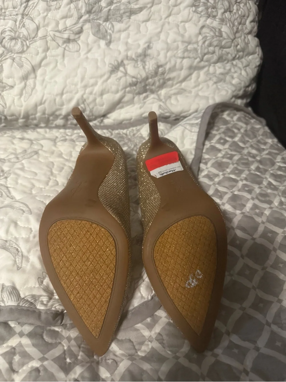 Jessica Simpson Glitter Pointed Toe Pumps in Gold